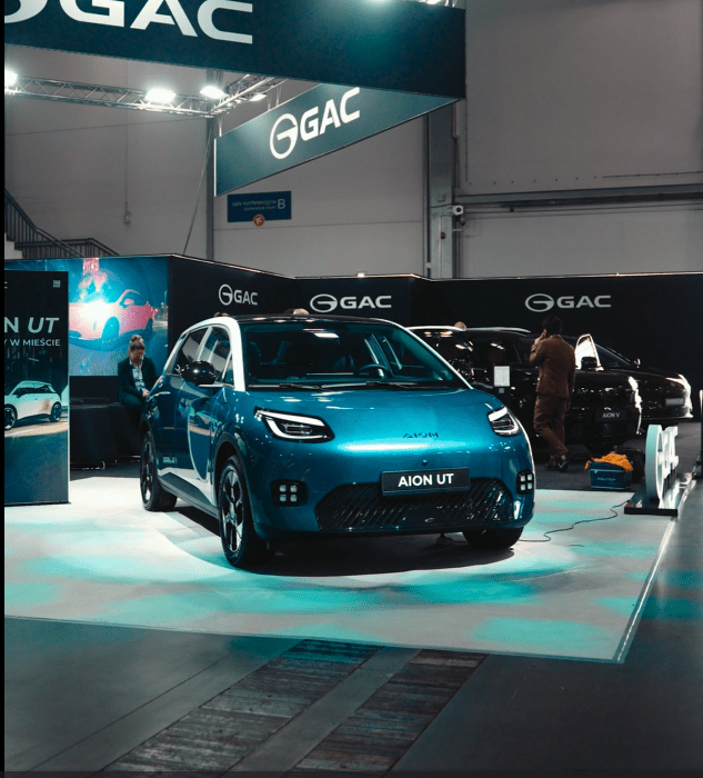 GAC AION UT w salonie - nowy elektryczny hatchback crossover GAC w Polsce
